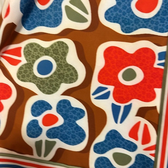 NWT Fun Bright Colored Stripes and Floral Skirt Size 0X Wide Riffled Hem Zip Up - Picture 5 of 5